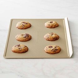 Williams Sonoma Goldtouch Nonstick Traditional Cookie Sheet