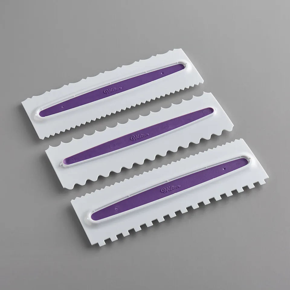 Wilton 3-Piece Icing Comb and Decorating Set